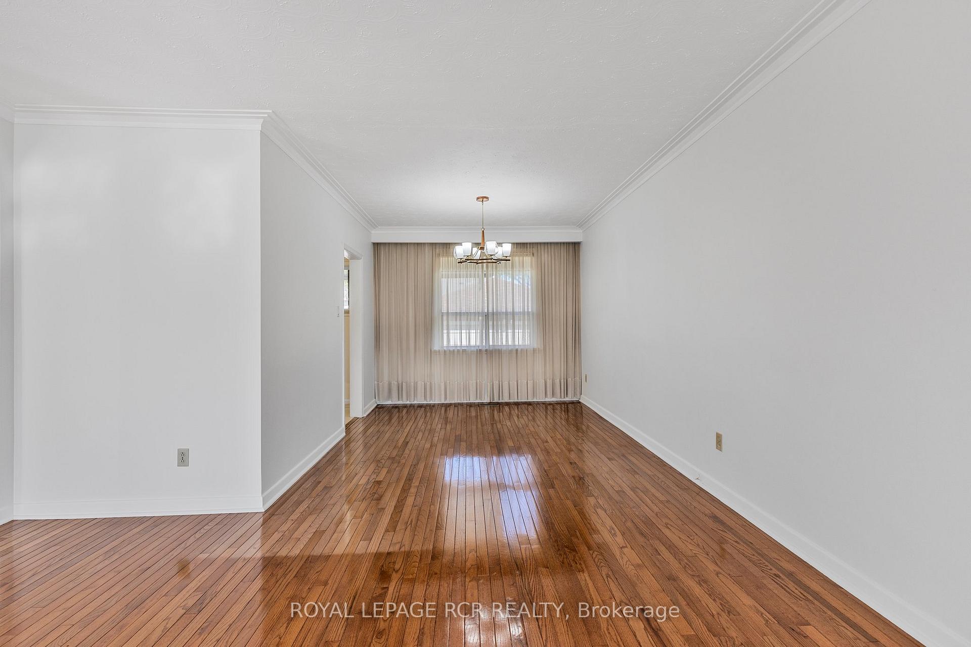 Photo 44 of 26 Ludstone Drive, Etobicoke, Willowridge-Martingrove-Richview — HOMEH