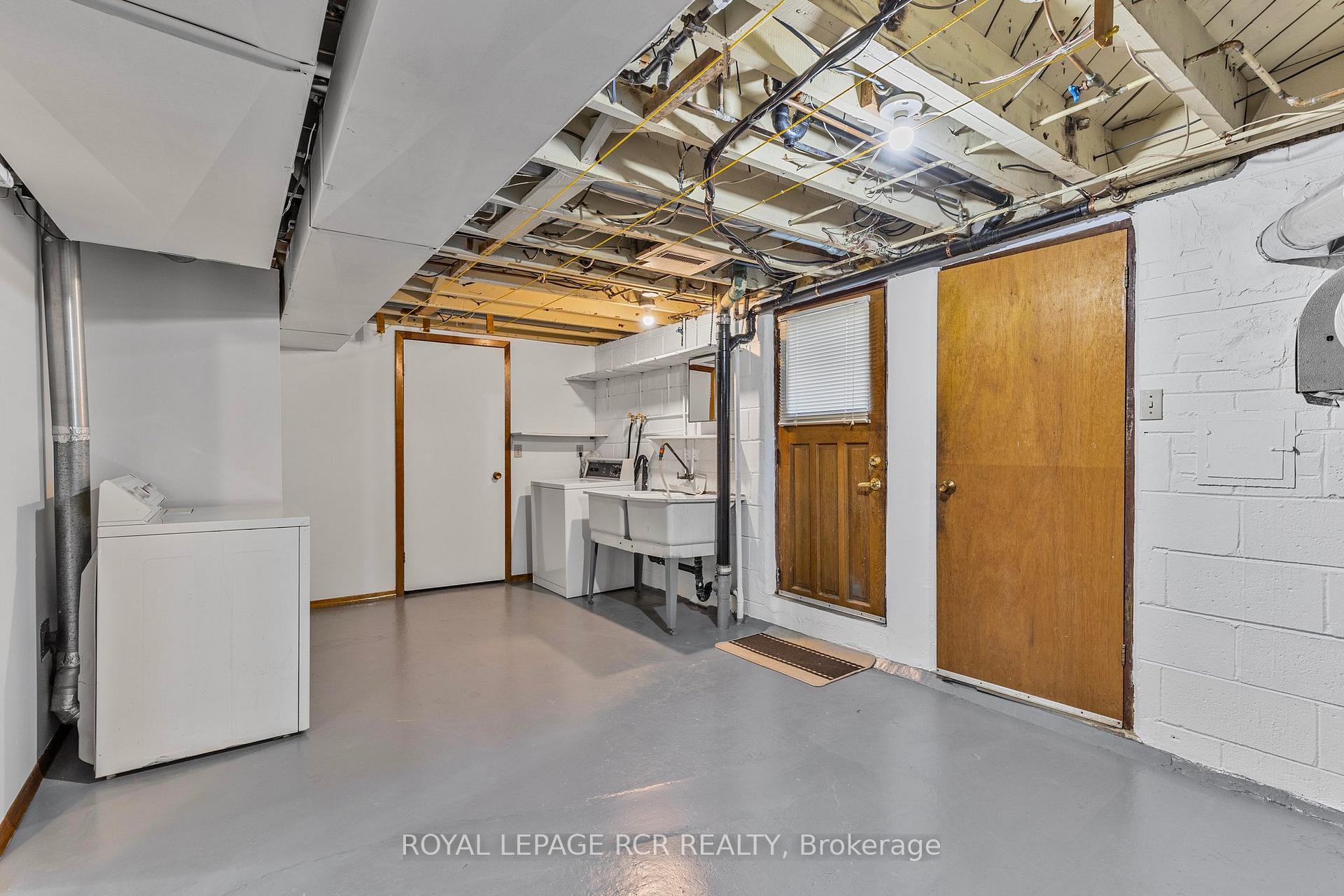Photo 47 of 26 Ludstone Drive, Etobicoke, Willowridge-Martingrove-Richview — HOMEH