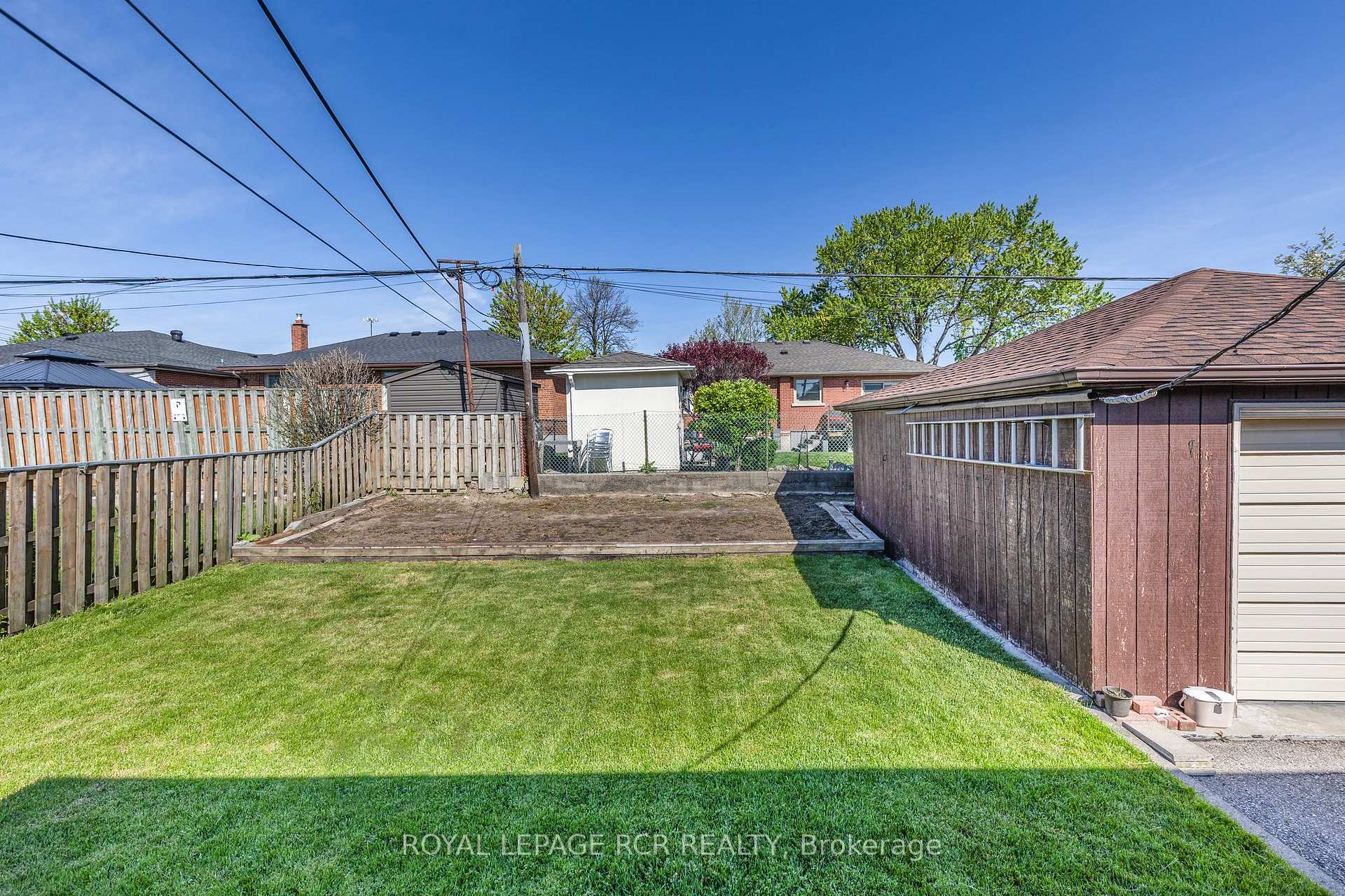 Photo 37 of 26 Ludstone Drive, Etobicoke, Willowridge-Martingrove-Richview — HOMEH