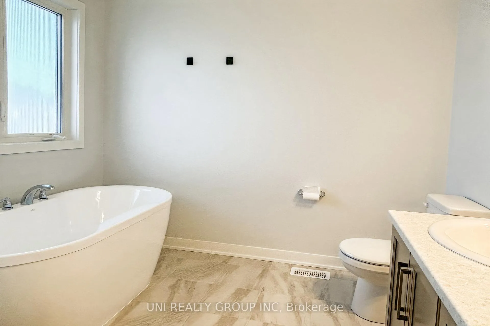 Photo 55 of 274 Ormiston Crescent, Ottawa, Barrhaven - Stonebridge — HOMEH