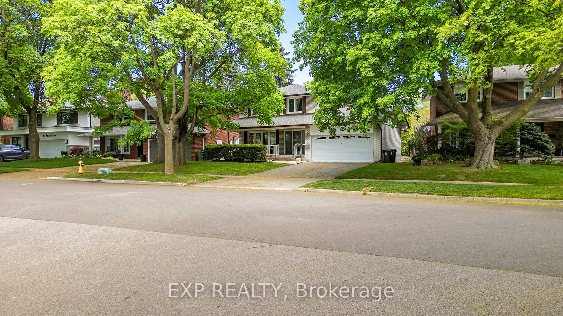 Photo 34 of 69 Pettit Drive, Etobicoke, Willowridge-Martingrove-Richview — HOMEH