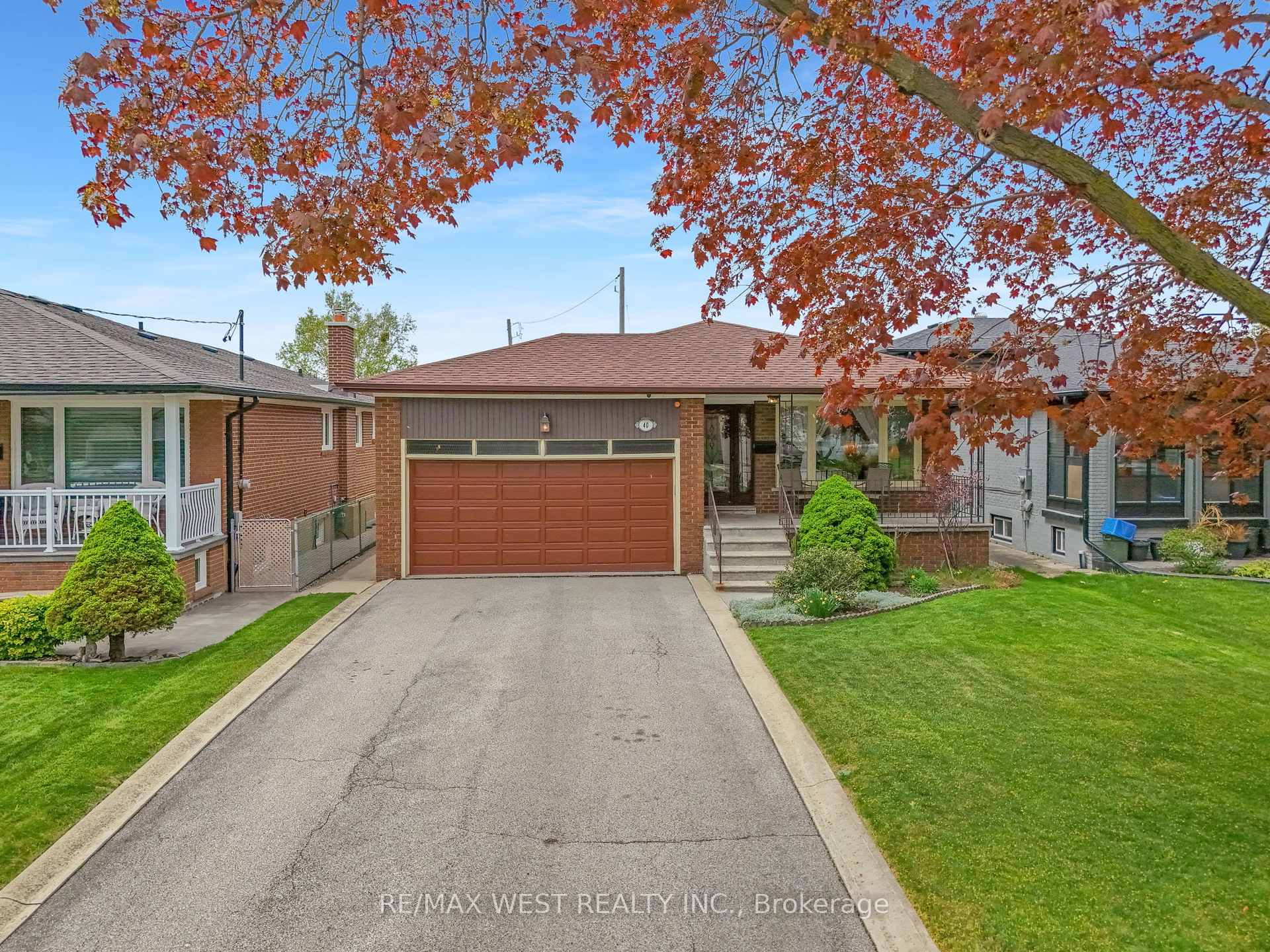 Photo 1 of 40 Windsor Road, Etobicoke, Kingsview Village-The Westway — HOMEH