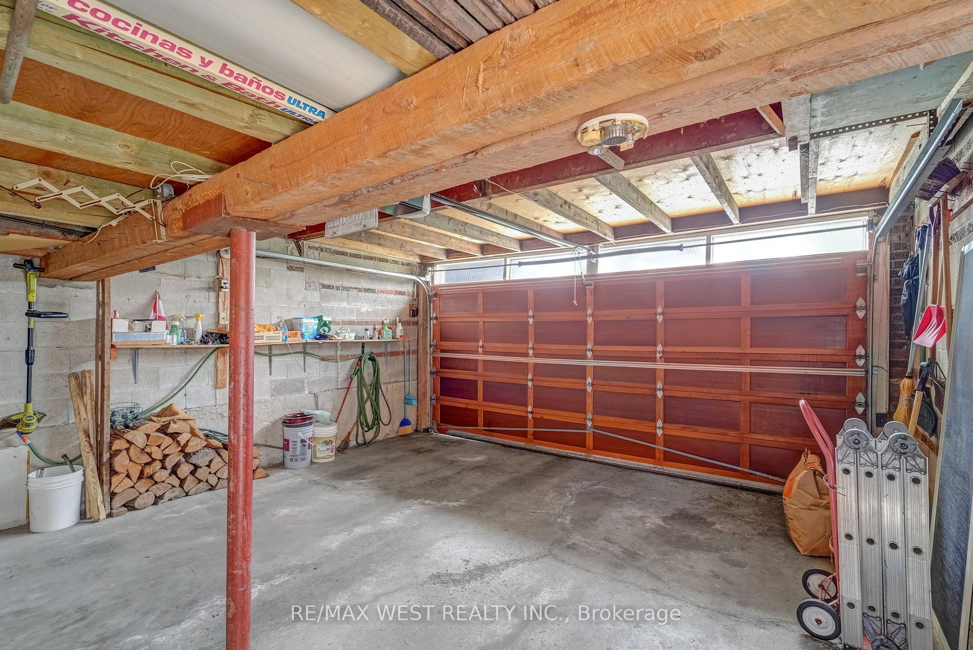 Photo 34 of 40 Windsor Road, Etobicoke, Kingsview Village-The Westway — HOMEH