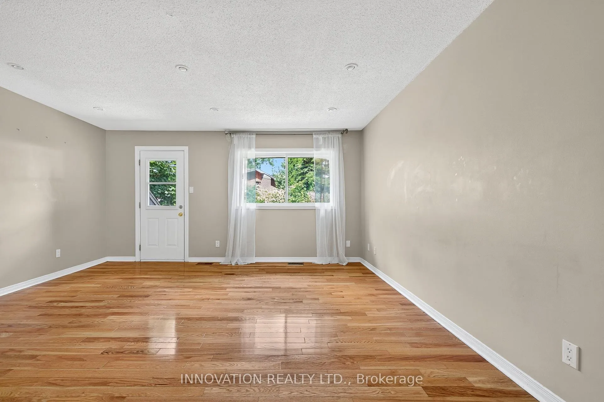 Photo 5 of 598 Seyton Drive, Ottawa, Westcliffe Estates — HOMEH