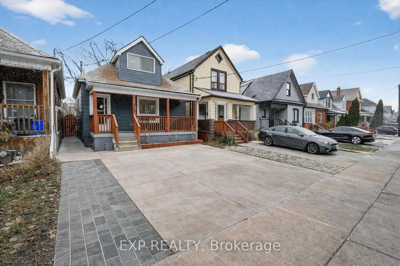 Front of 201 Grosvenor Avenue N