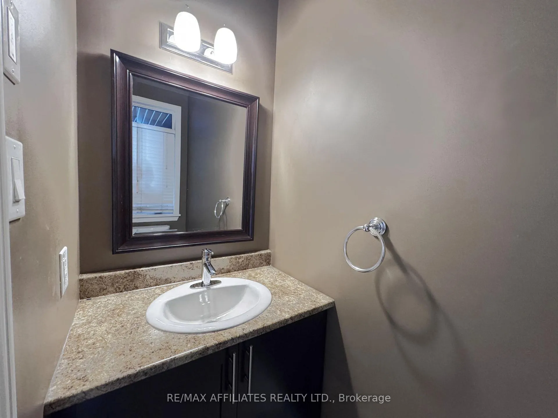 Photo 6 of 232 Cooks Mill Crescent, Ottawa, Riverside South — HOMEH