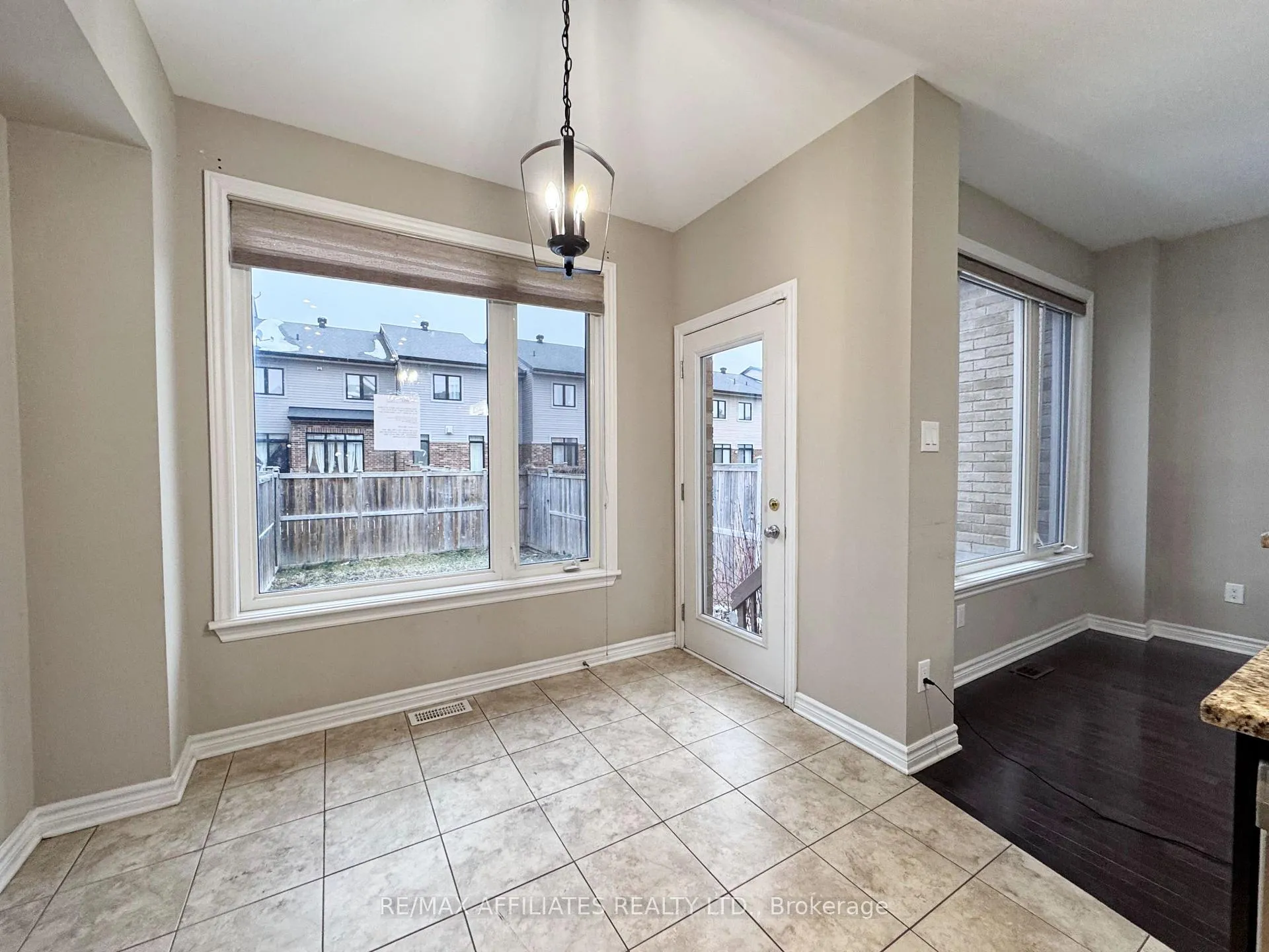 Photo 13 of 232 Cooks Mill Crescent, Ottawa, Riverside South — HOMEH