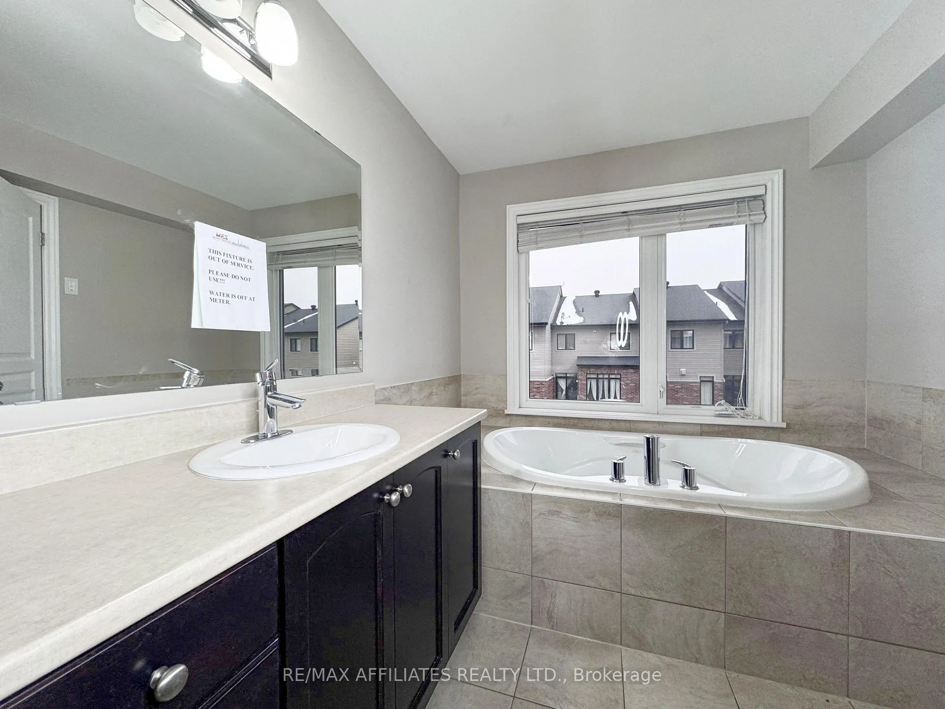 Photo 17 of 232 Cooks Mill Crescent, Ottawa, Riverside South — HOMEH