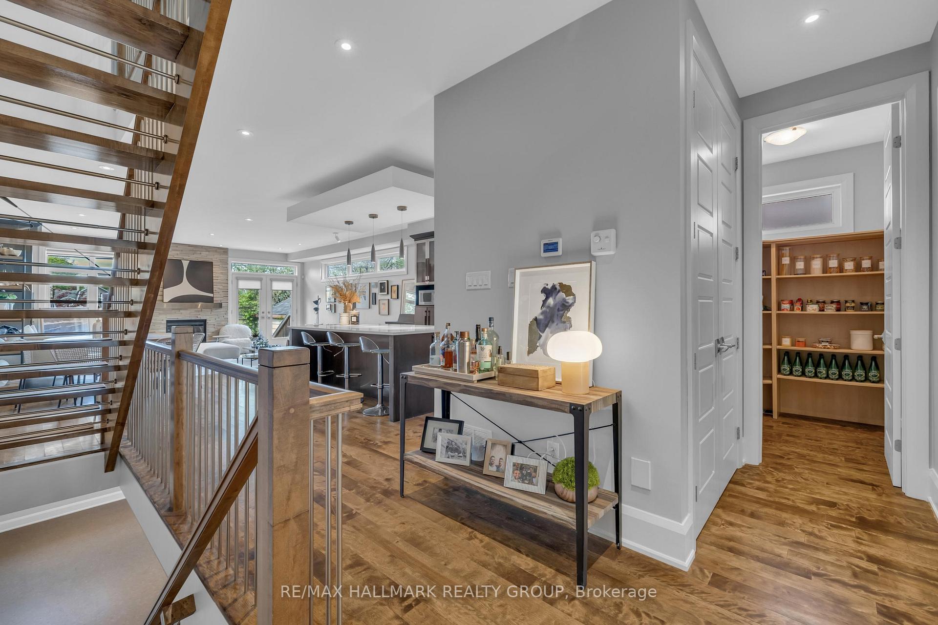 Photo 14 of Unit A, 206 Holland Avenue, Ottawa, Ottawa West — HOMEH