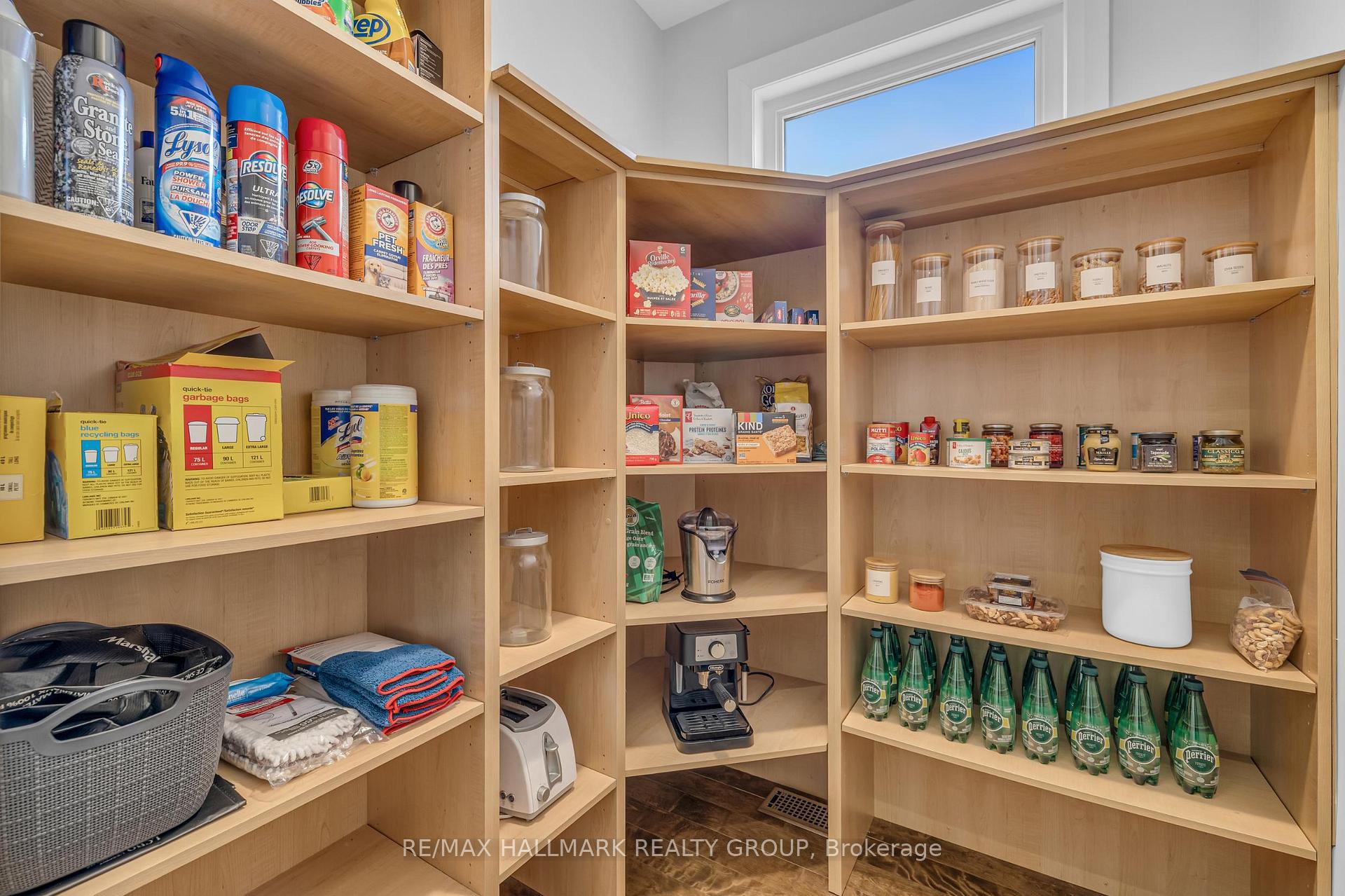 Photo 15 of Unit A, 206 Holland Avenue, Ottawa, Ottawa West — HOMEH