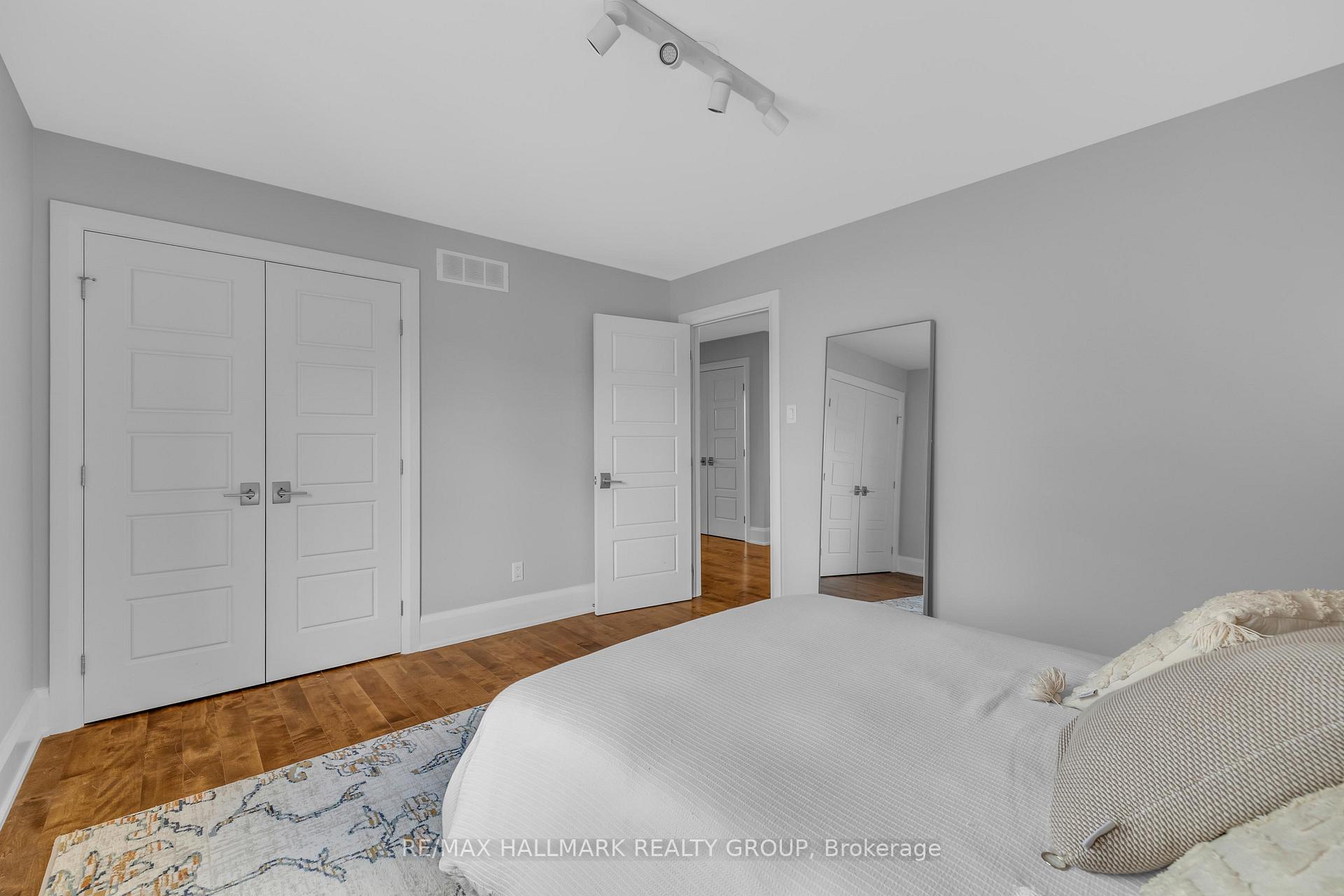 Photo 23 of Unit A, 206 Holland Avenue, Ottawa, Ottawa West — HOMEH