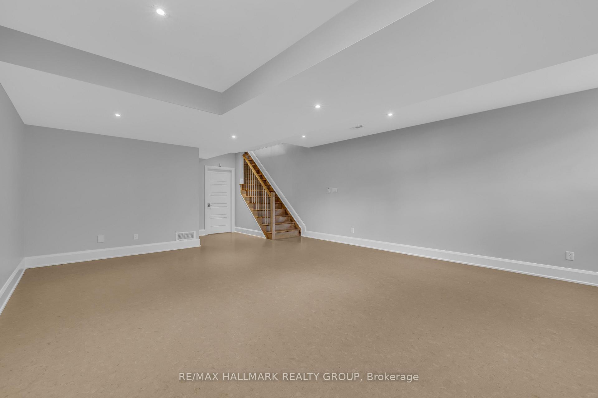 Photo 29 of Unit A, 206 Holland Avenue, Ottawa, Ottawa West — HOMEH