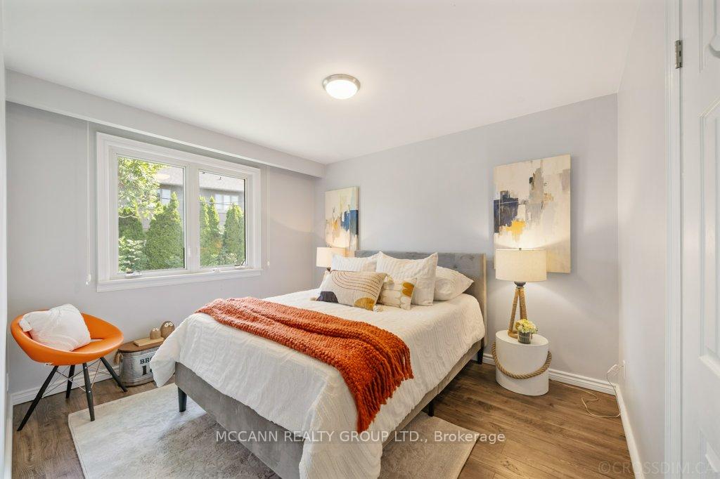 Photo 18 of 7 Carswell Place, Etobicoke, Willowridge-Martingrove-Richview — HOMEH