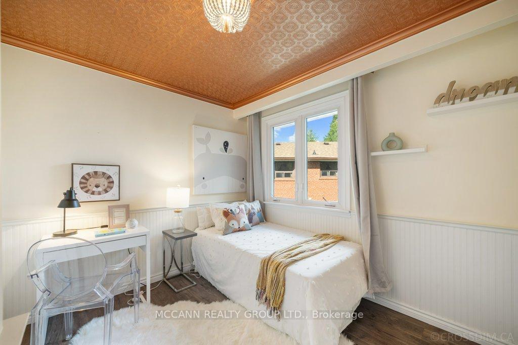 Photo 19 of 7 Carswell Place, Etobicoke, Willowridge-Martingrove-Richview — HOMEH