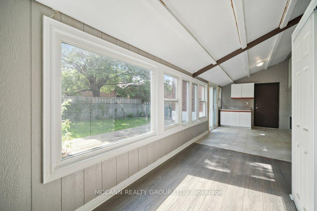 Photo 21 of 7 Carswell Place, Etobicoke, Willowridge-Martingrove-Richview — HOMEH