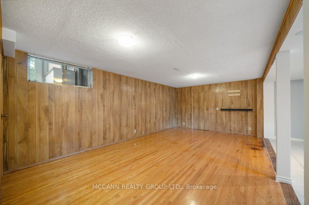 Photo 22 of 7 Carswell Place, Etobicoke, Willowridge-Martingrove-Richview — HOMEH