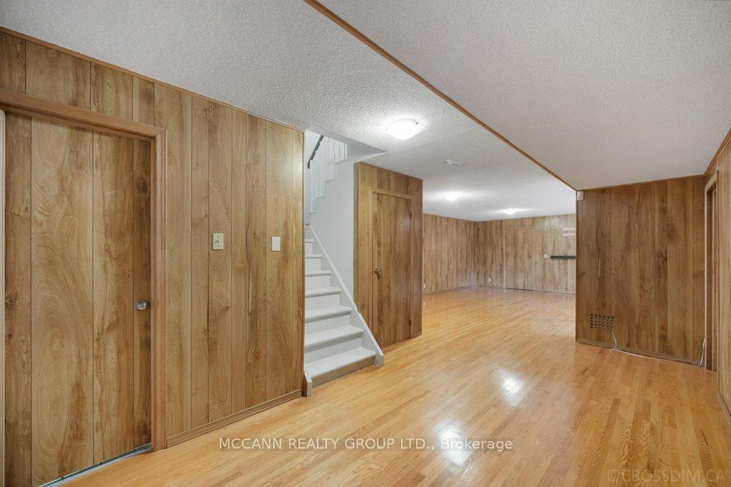 Photo 23 of 7 Carswell Place, Etobicoke, Willowridge-Martingrove-Richview — HOMEH