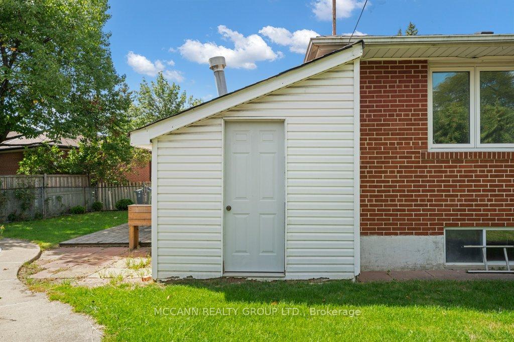 Photo 33 of 7 Carswell Place, Etobicoke, Willowridge-Martingrove-Richview — HOMEH
