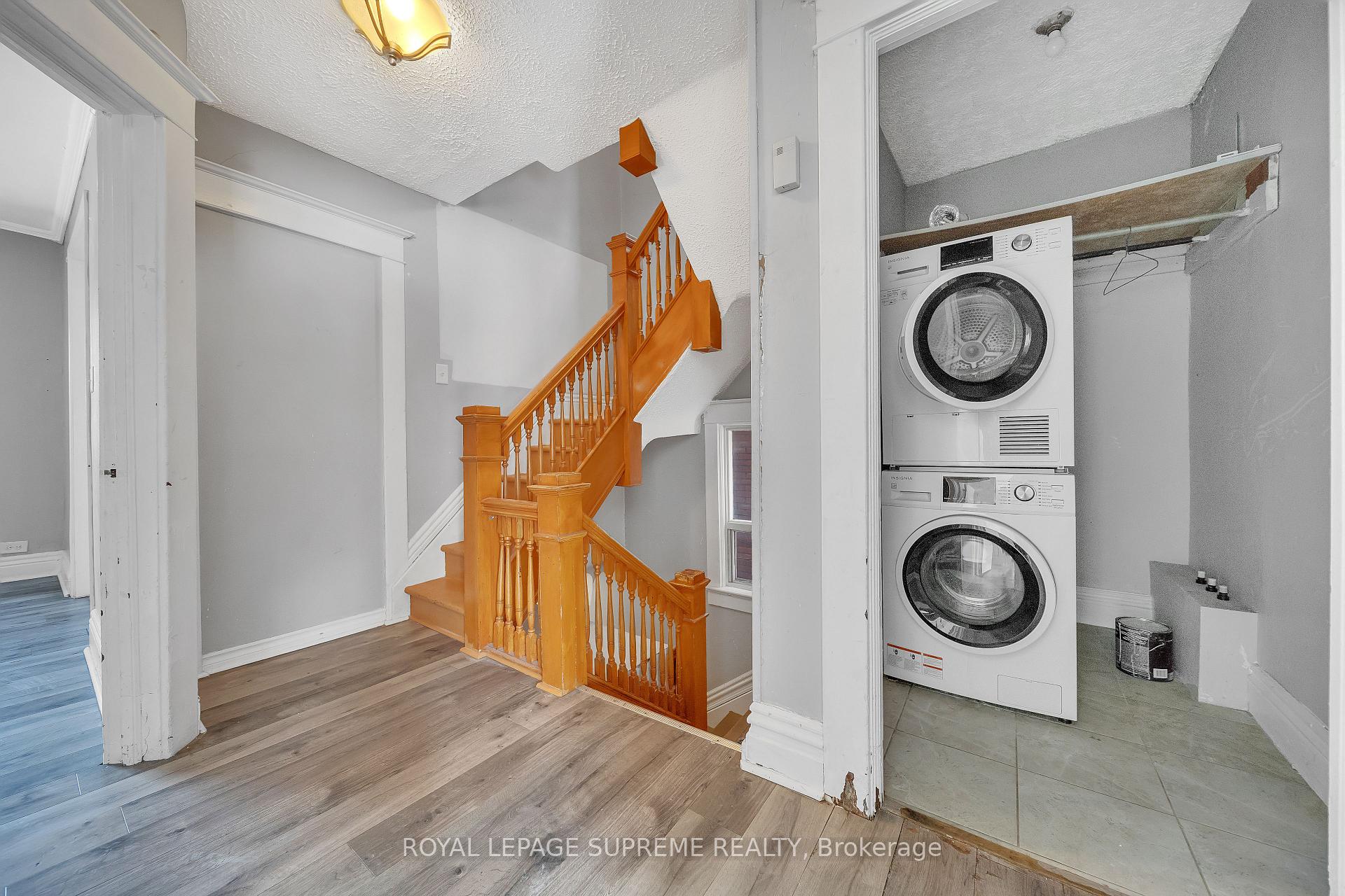 Photo 21 of 9 Rusholme Park Crescent, Toronto, Little Portugal — HOMEH