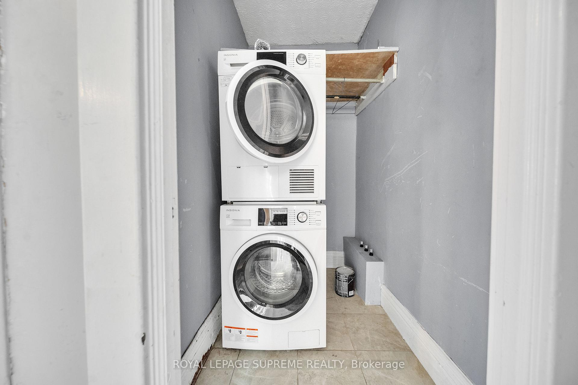 Photo 22 of 9 Rusholme Park Crescent, Toronto, Little Portugal — HOMEH