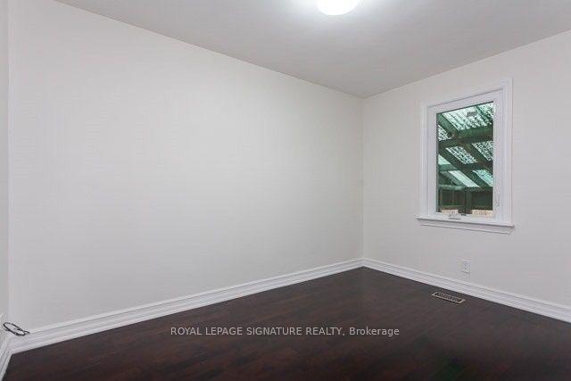 Photo 8 of 2259 Lawrence Avenue W, Etobicoke, Humber Heights — HOMEH