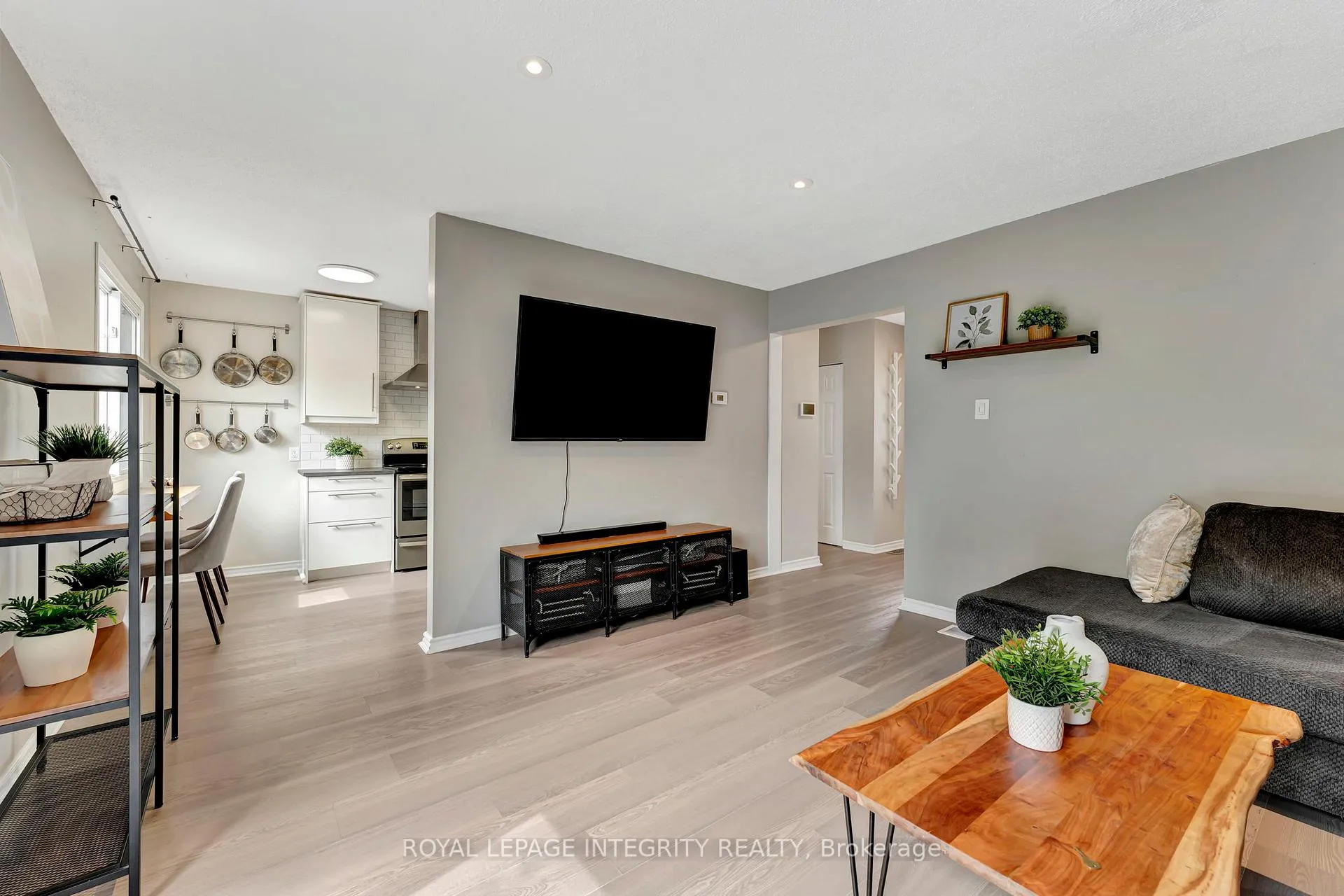 Photo 38 of 66 Tarquin Crescent, Ottawa, Westcliffe Estates — HOMEH