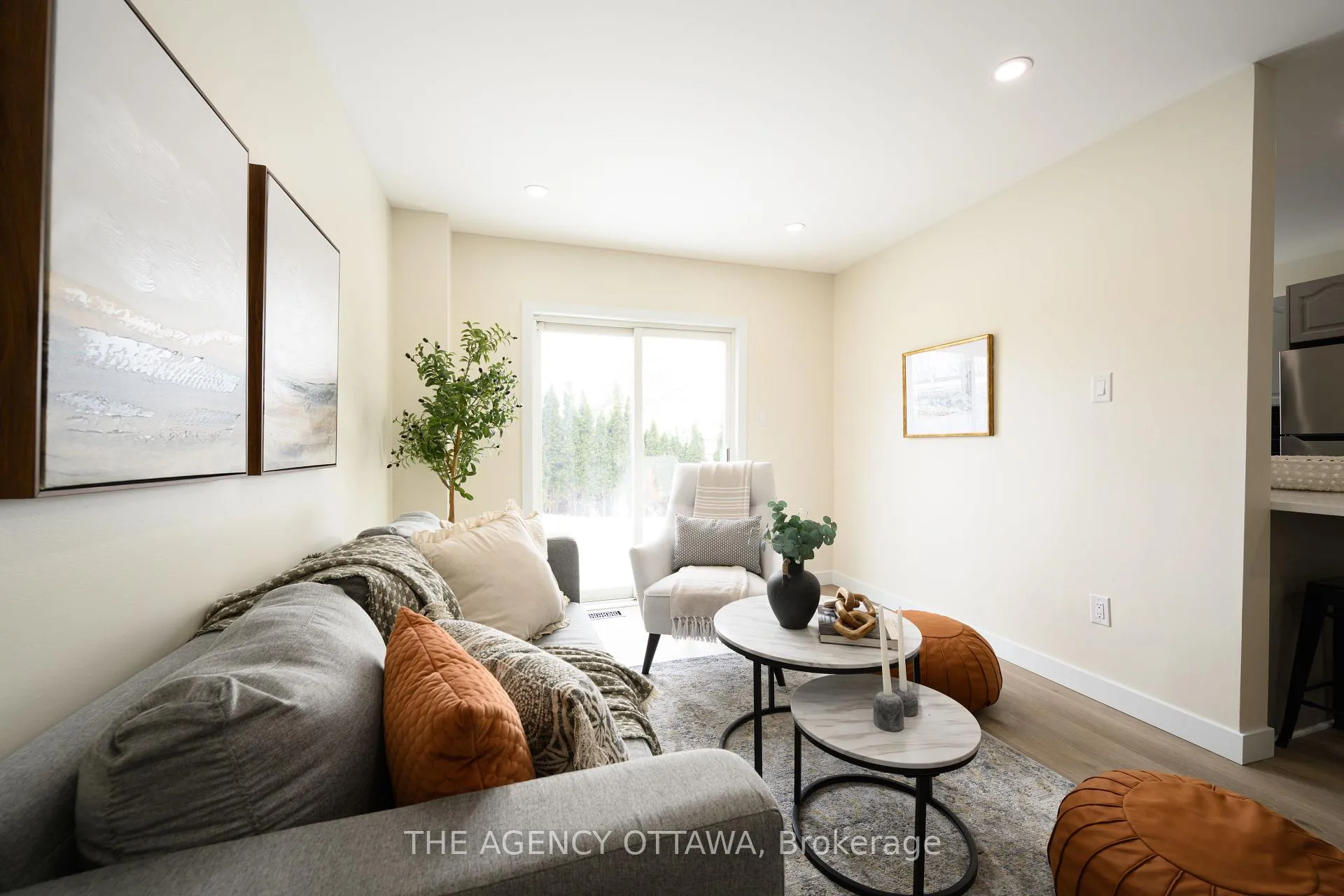 Photo 46 of Unit D, 3 Southpark Drive, Ottawa, Blackburn Hamlet — HOMEH