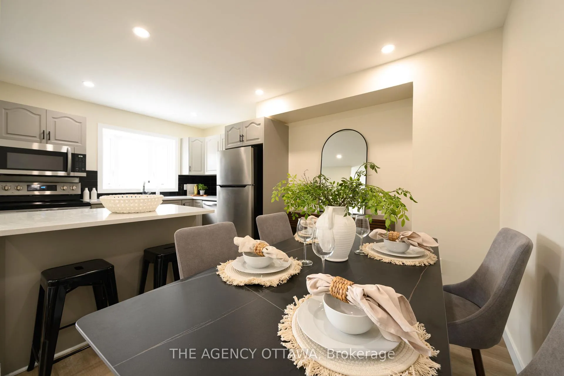 Photo 56 of Unit D, 3 Southpark Drive, Ottawa, Blackburn Hamlet — HOMEH