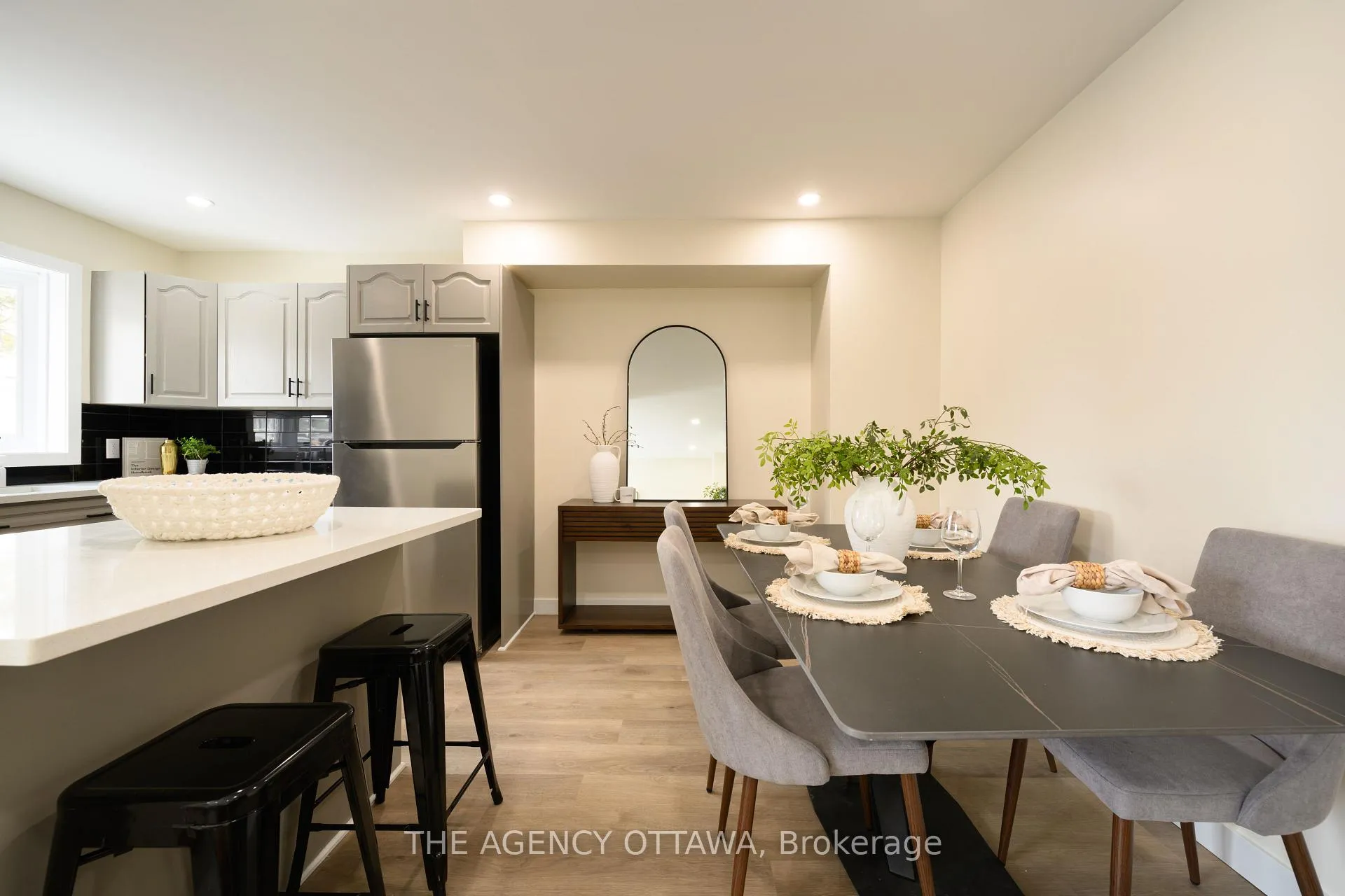Photo 63 of Unit D, 3 Southpark Drive, Ottawa, Blackburn Hamlet — HOMEH
