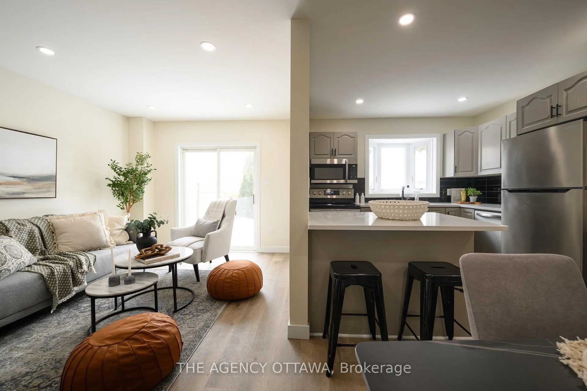 Photo 66 of Unit D, 3 Southpark Drive, Ottawa, Blackburn Hamlet — HOMEH
