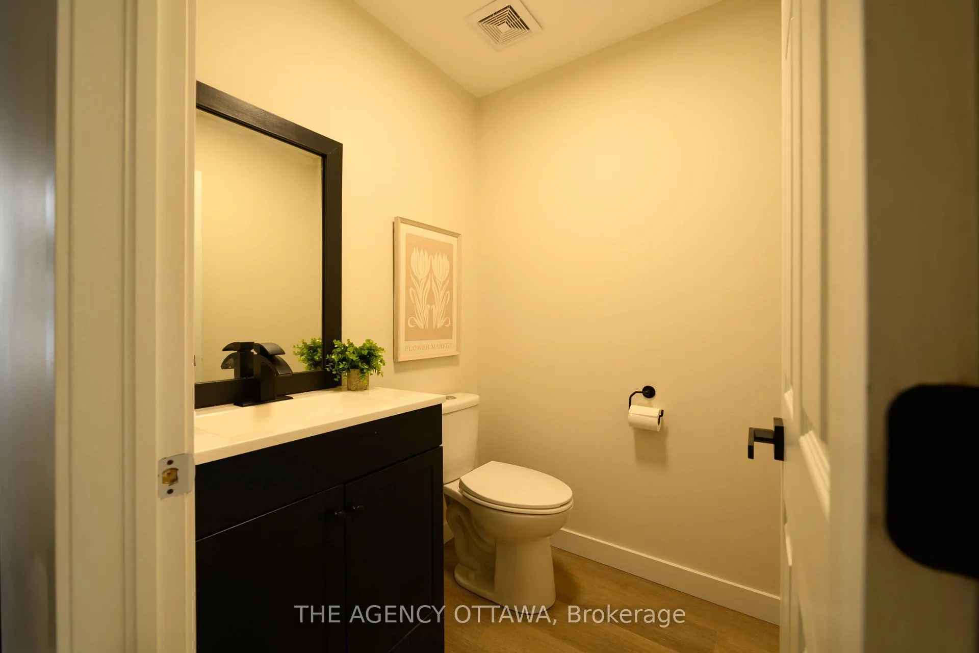 Photo 106 of Unit D, 3 Southpark Drive, Ottawa, Blackburn Hamlet — HOMEH