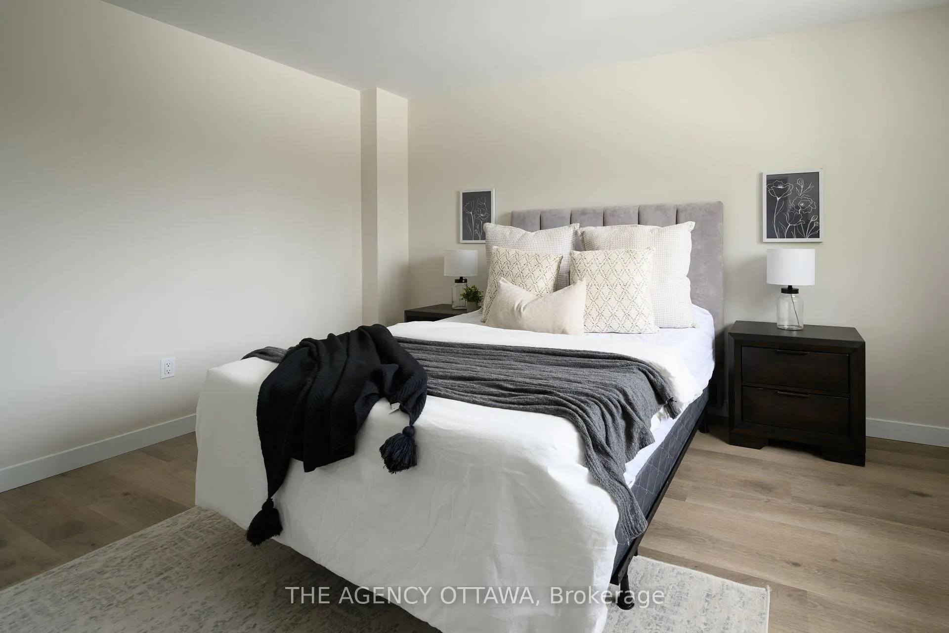 Photo 125 of Unit D, 3 Southpark Drive, Ottawa, Blackburn Hamlet — HOMEH