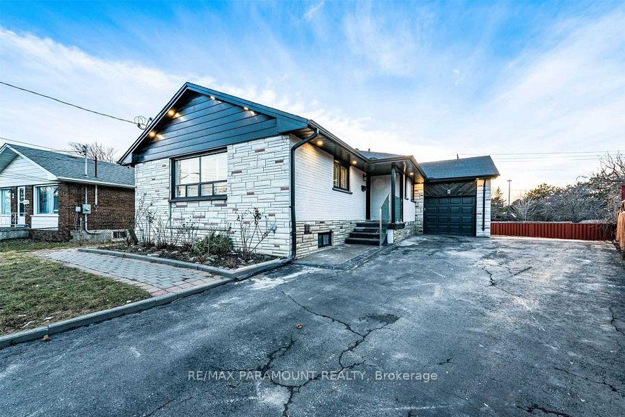 Photo 1 of 6 Arkley Crescent, Etobicoke, Willowridge-Martingrove-Richview — HOMEH