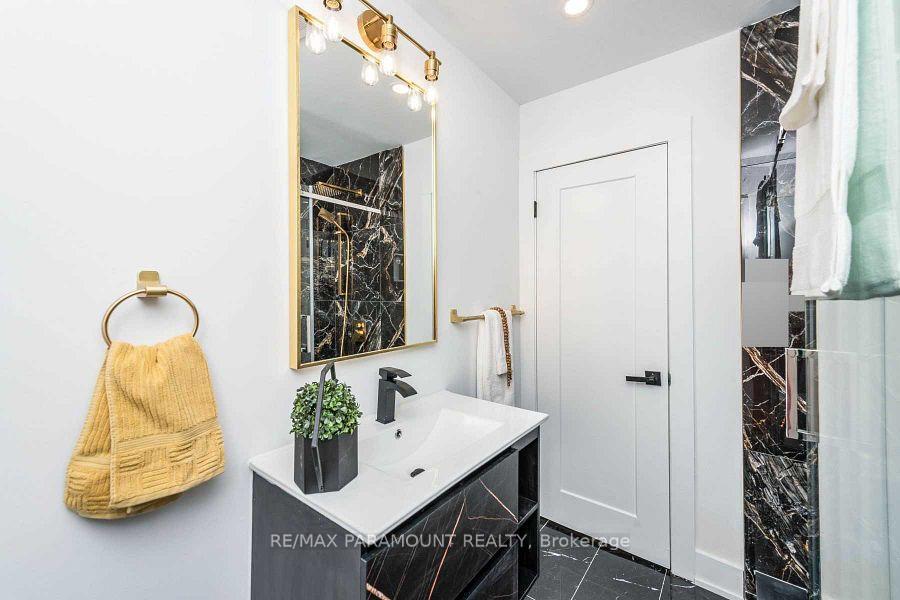 Photo 24 of 6 Arkley Crescent, Etobicoke, Willowridge-Martingrove-Richview — HOMEH