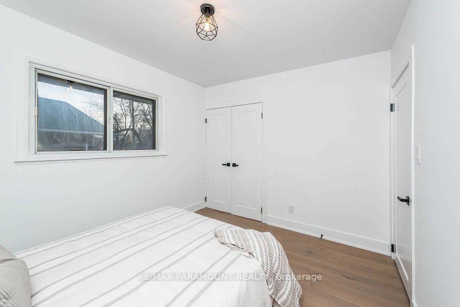 Photo 26 of 6 Arkley Crescent, Etobicoke, Willowridge-Martingrove-Richview — HOMEH