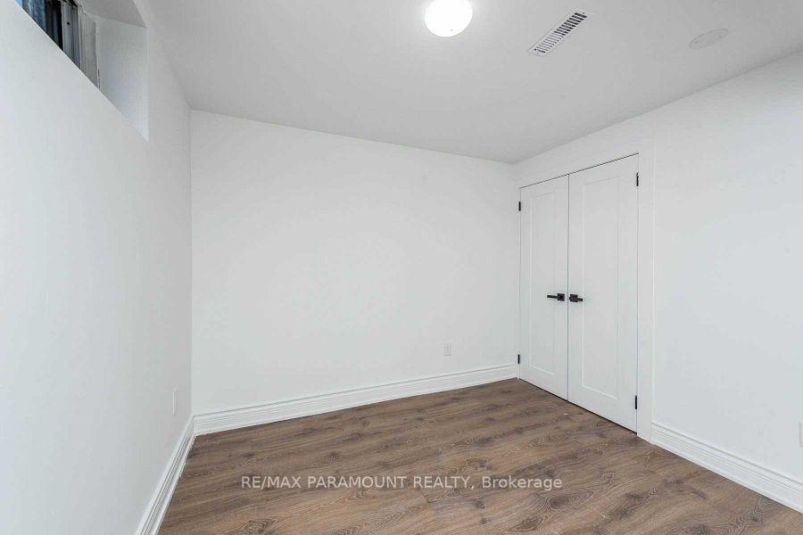 Photo 34 of 6 Arkley Crescent, Etobicoke, Willowridge-Martingrove-Richview — HOMEH