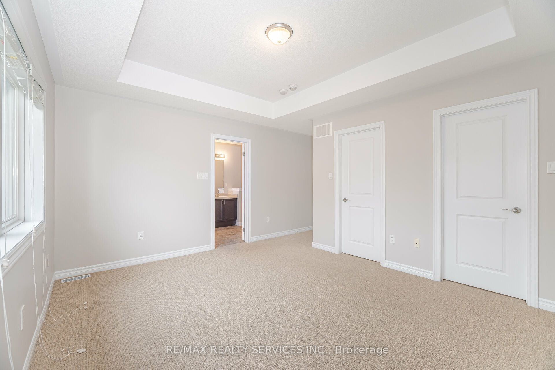 Photo 64 of 296 Remembrance Road, Brampton, Northwest Brampton — HOMEH