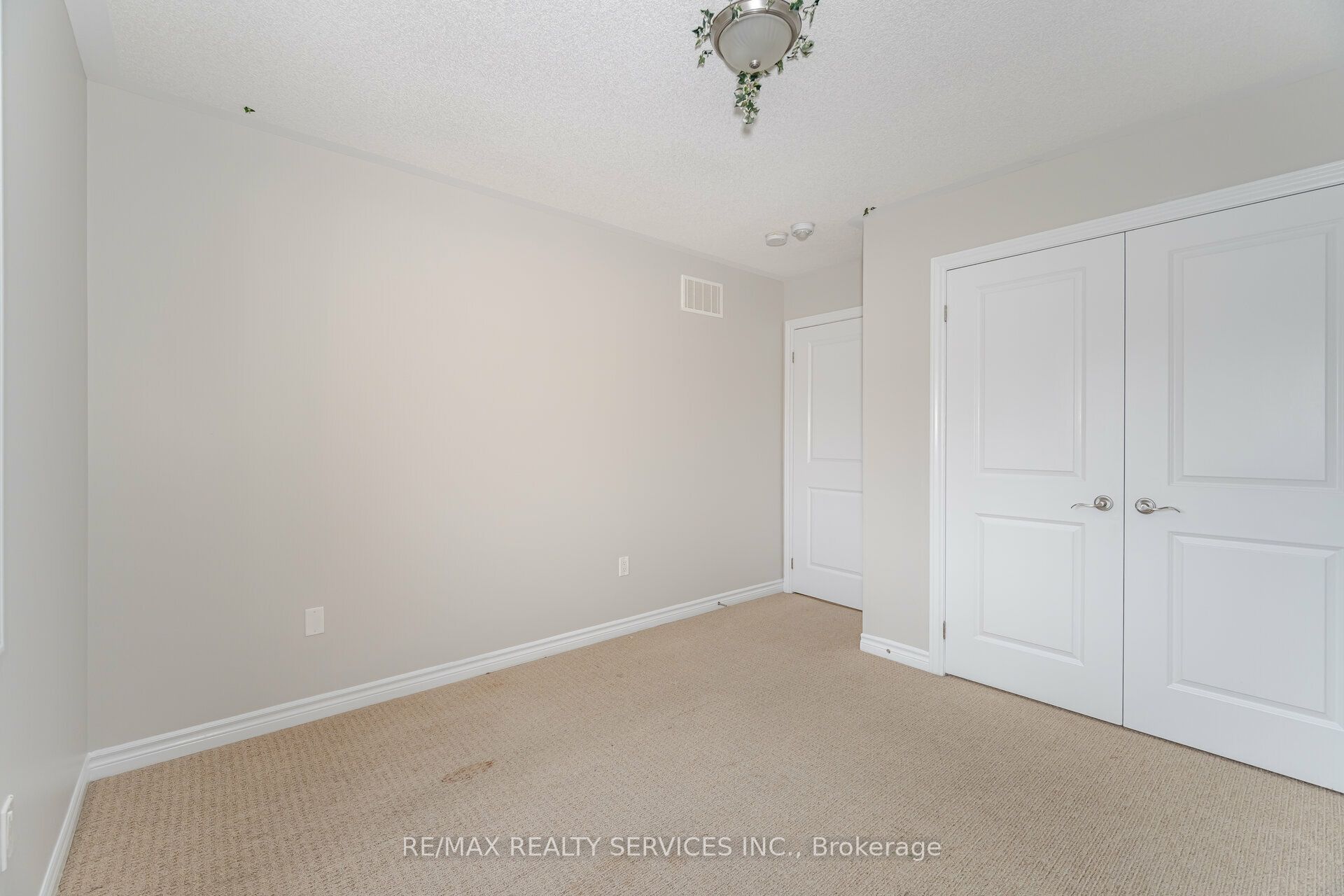 Photo 73 of 296 Remembrance Road, Brampton, Northwest Brampton — HOMEH