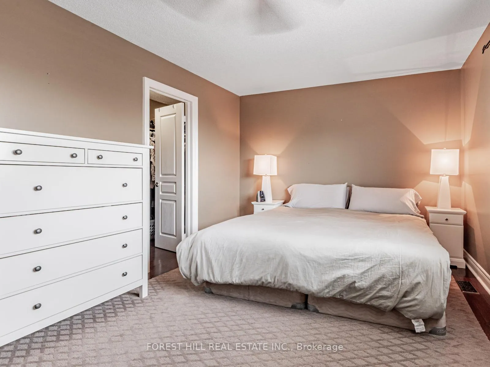 Photo 17 of 33 Connaught Lane, Barrie, Innis-Shore — HOMEH