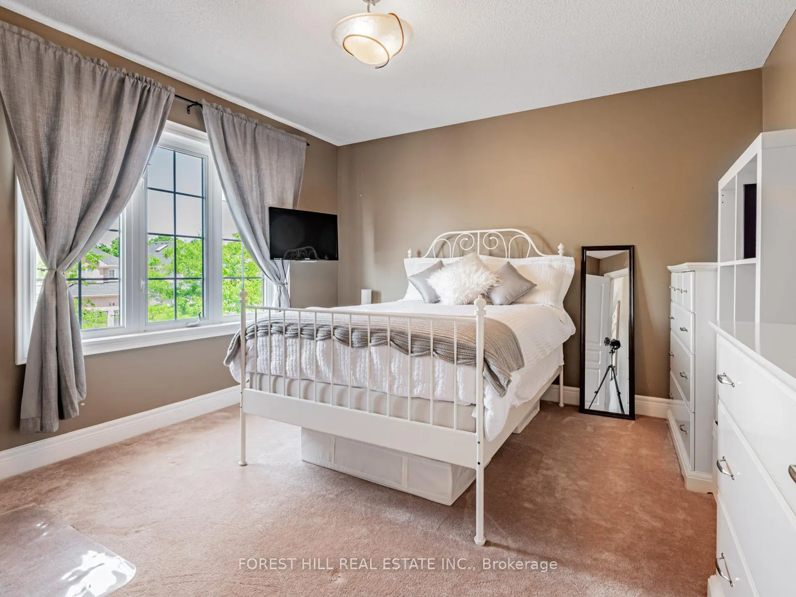 Photo 20 of 33 Connaught Lane, Barrie, Innis-Shore — HOMEH