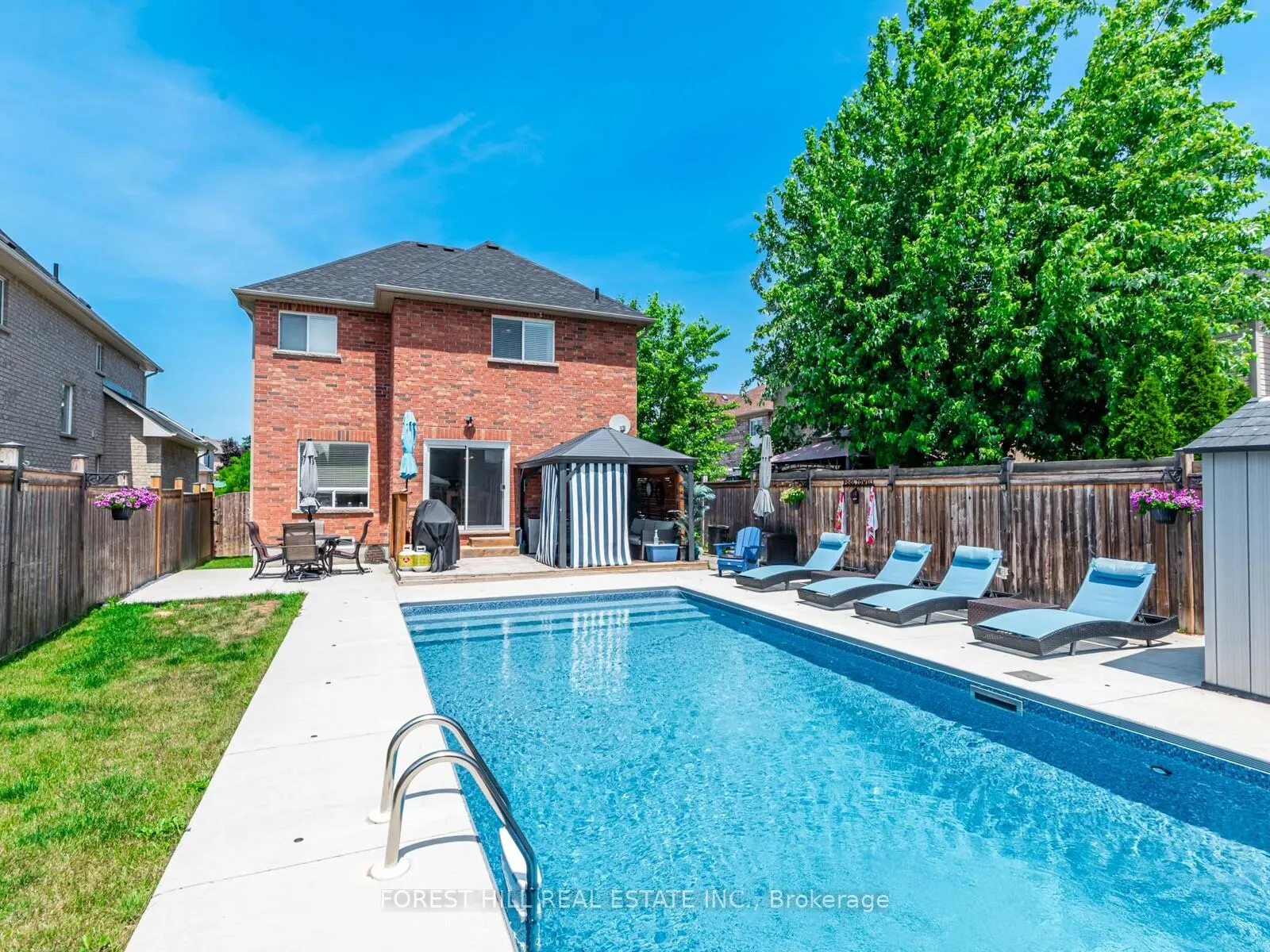 Photo 29 of 33 Connaught Lane, Barrie, Innis-Shore — HOMEH