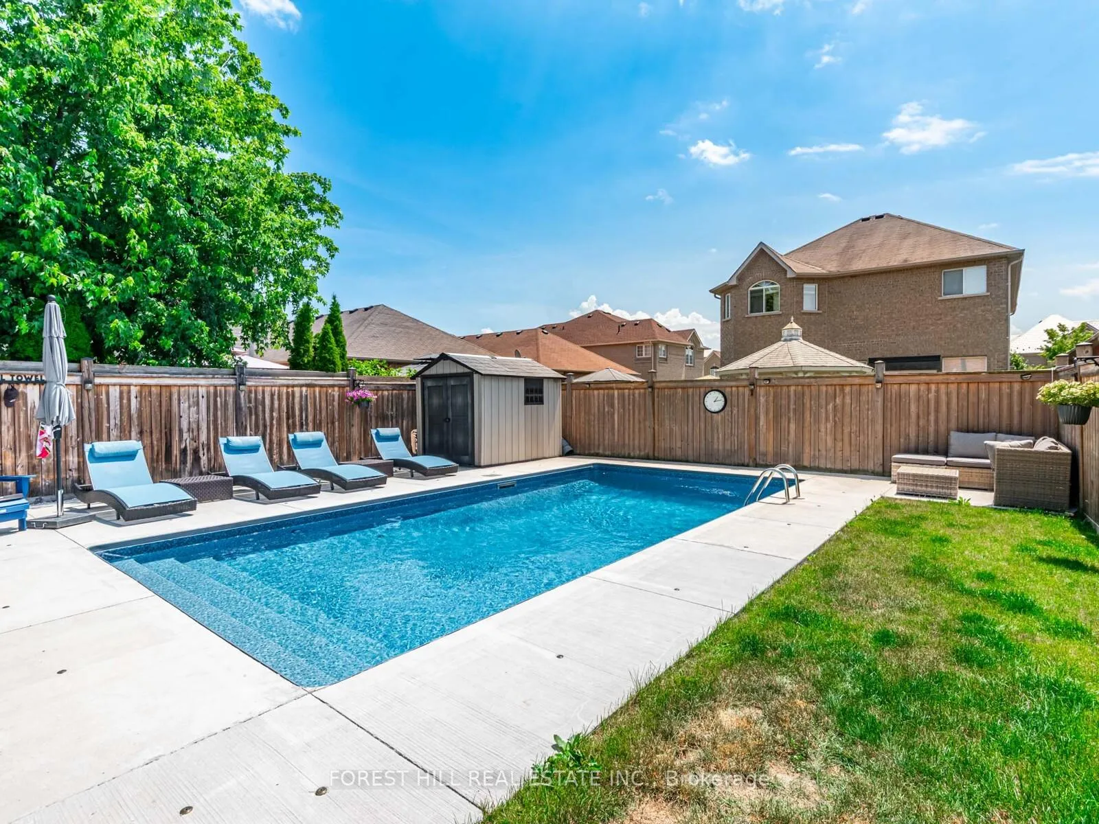 Photo 30 of 33 Connaught Lane, Barrie, Innis-Shore — HOMEH