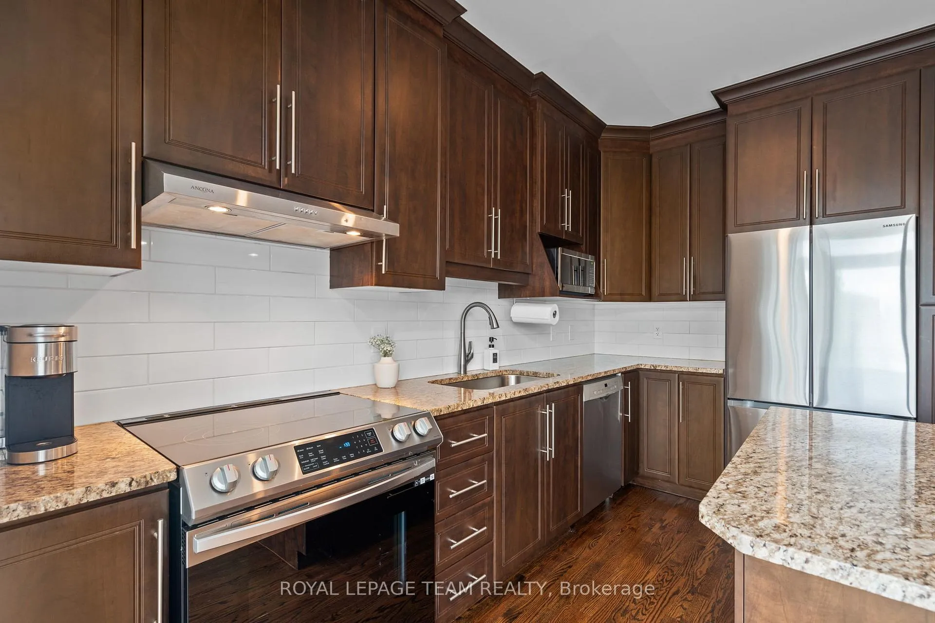Photo 100 of 1508 Clementine Boulevard, Ottawa, Billings Bridge — HOMEH