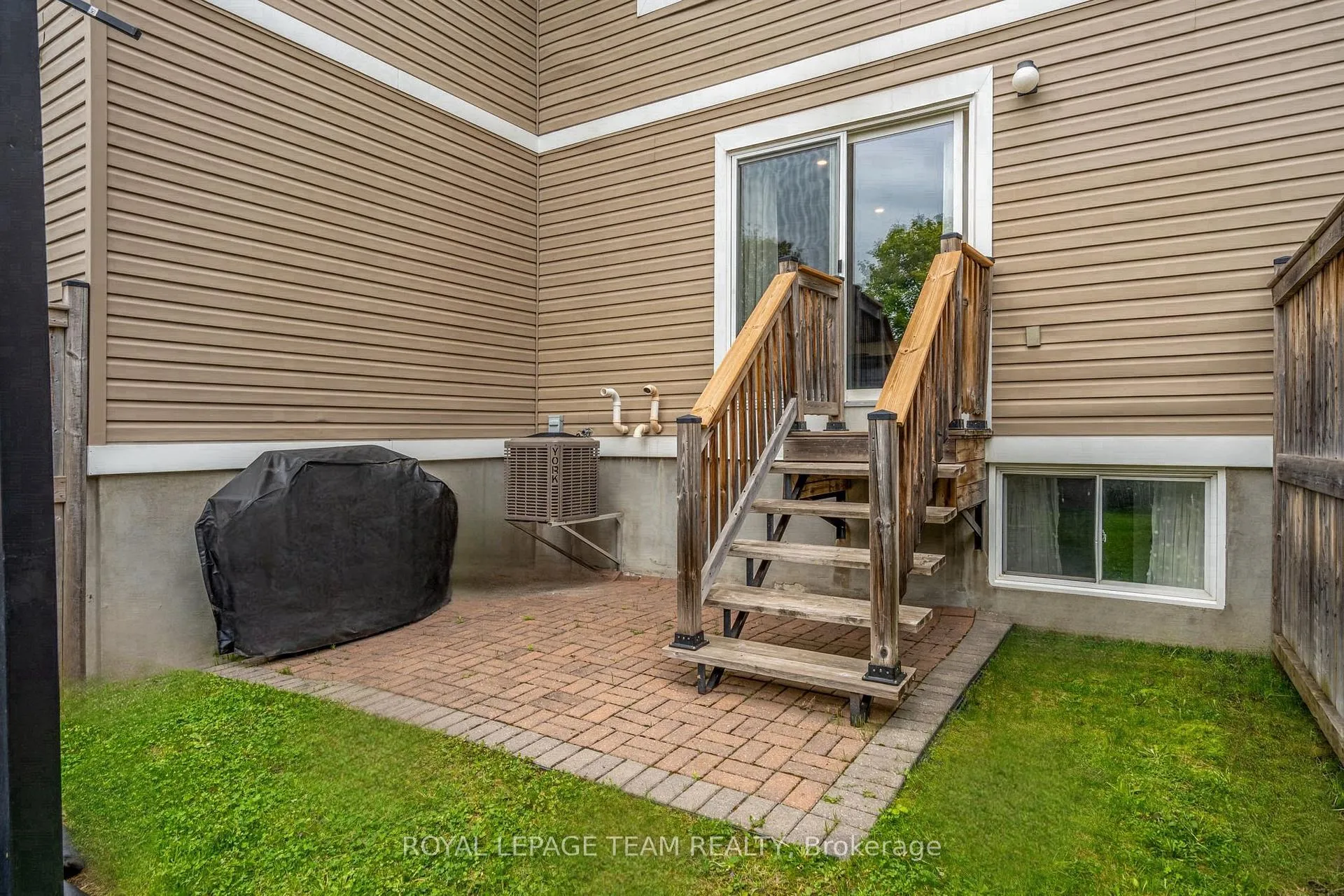 Photo 234 of 1508 Clementine Boulevard, Ottawa, Billings Bridge — HOMEH