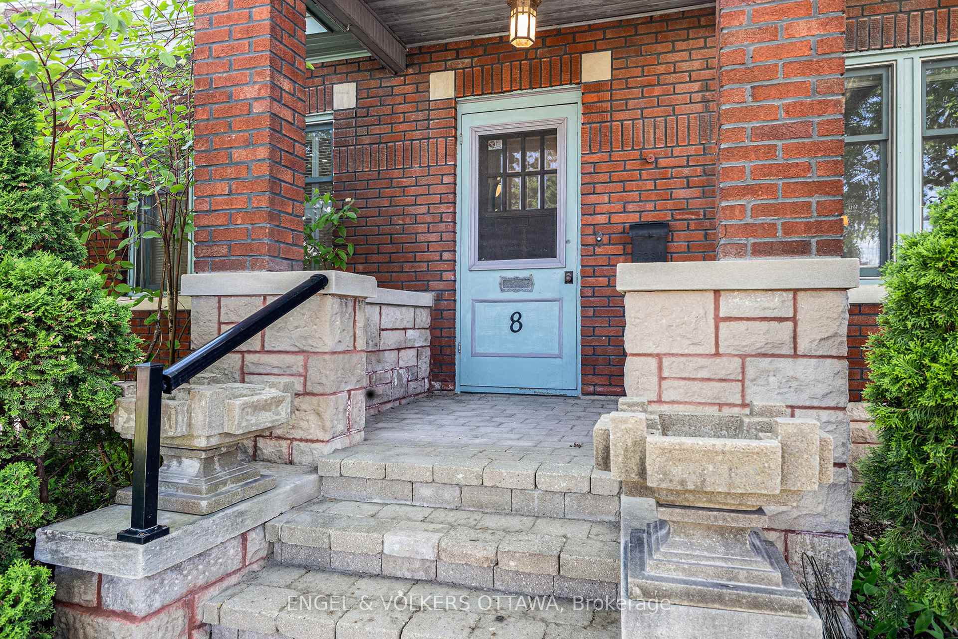 Photo 2 of 8 Granville Avenue, Ottawa, Ottawa West — HOMEH