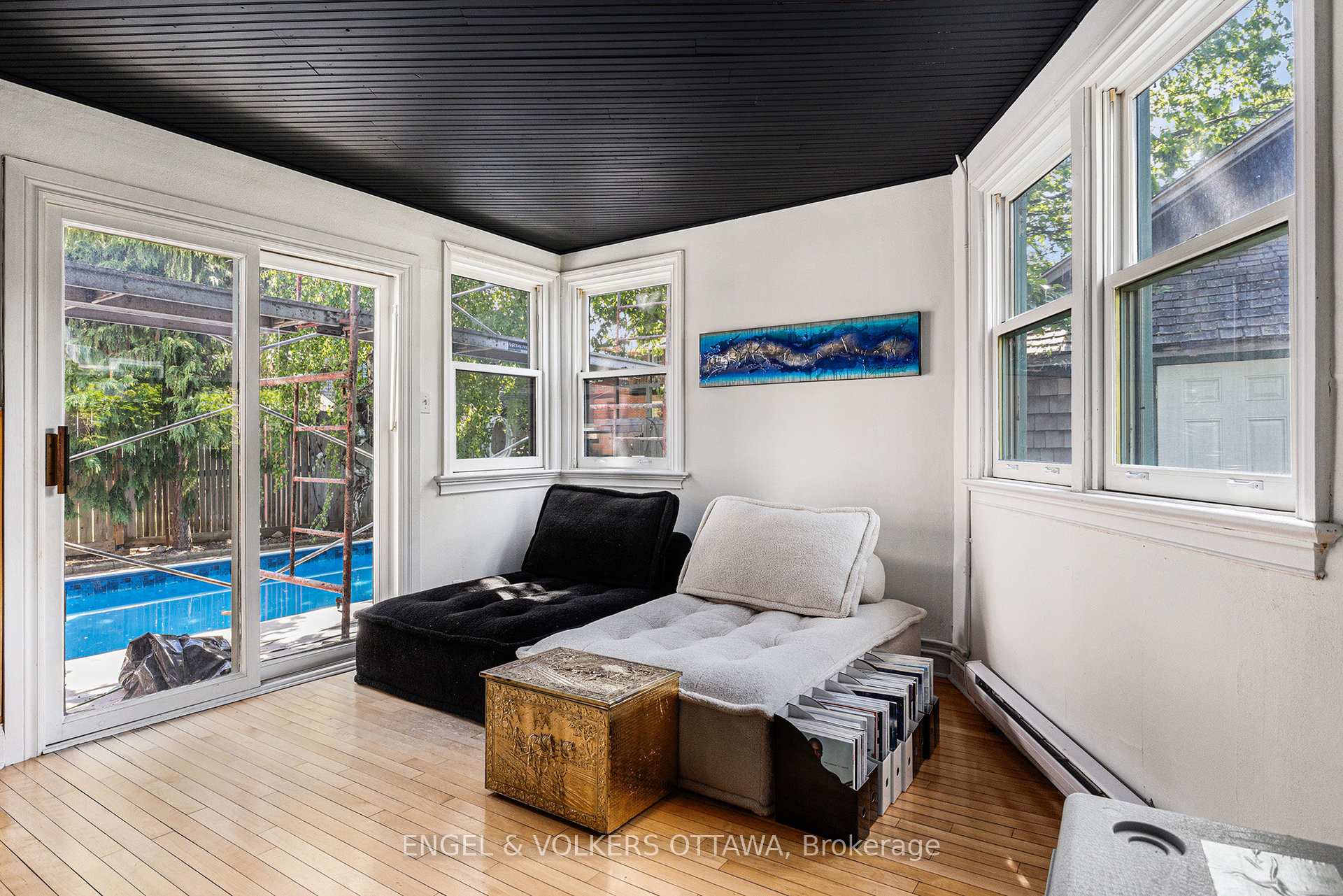 Photo 11 of 8 Granville Avenue, Ottawa, Ottawa West — HOMEH