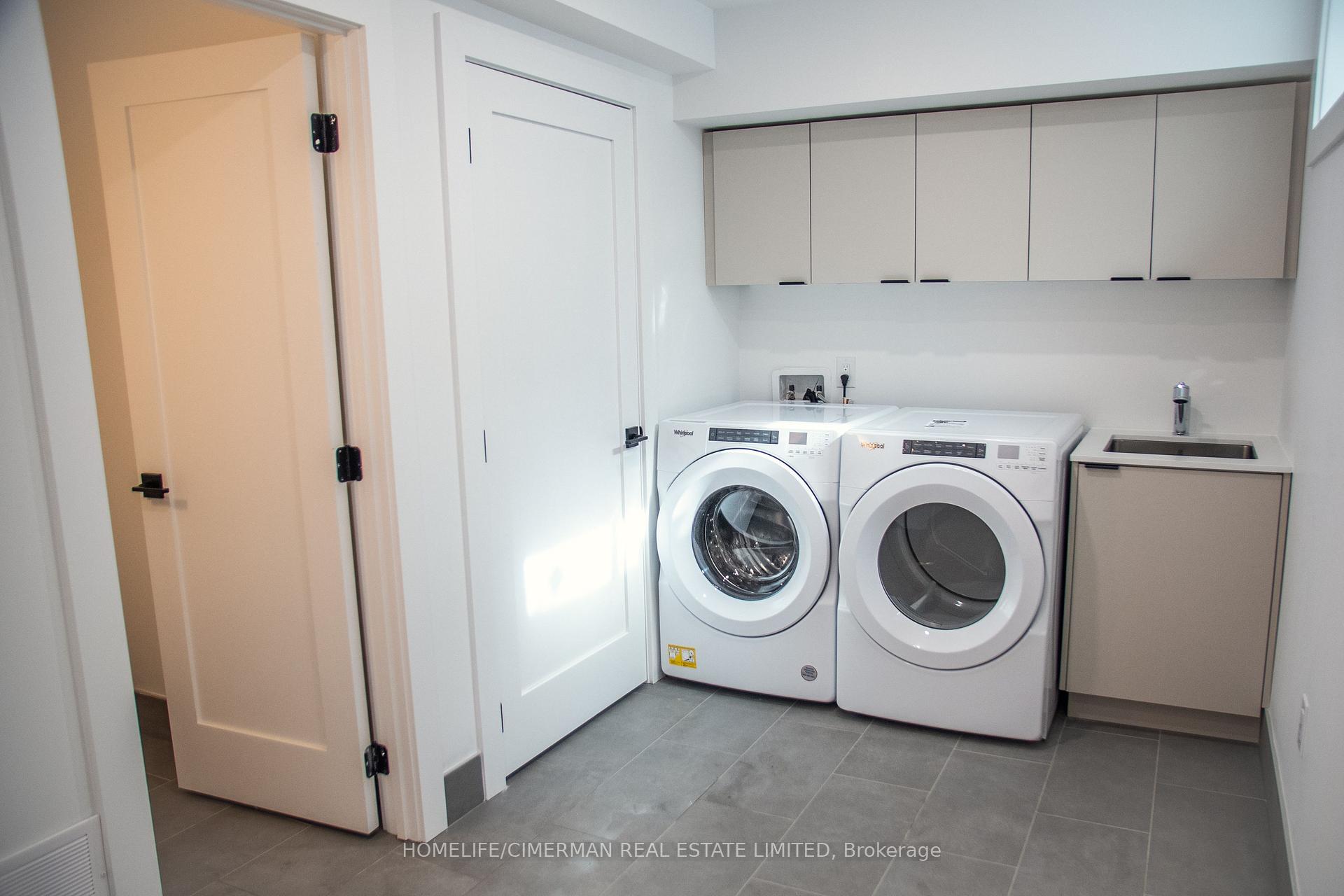 Photo 10 of Unit B, 15 Whitaker Avenue, Toronto, Niagara — HOMEH