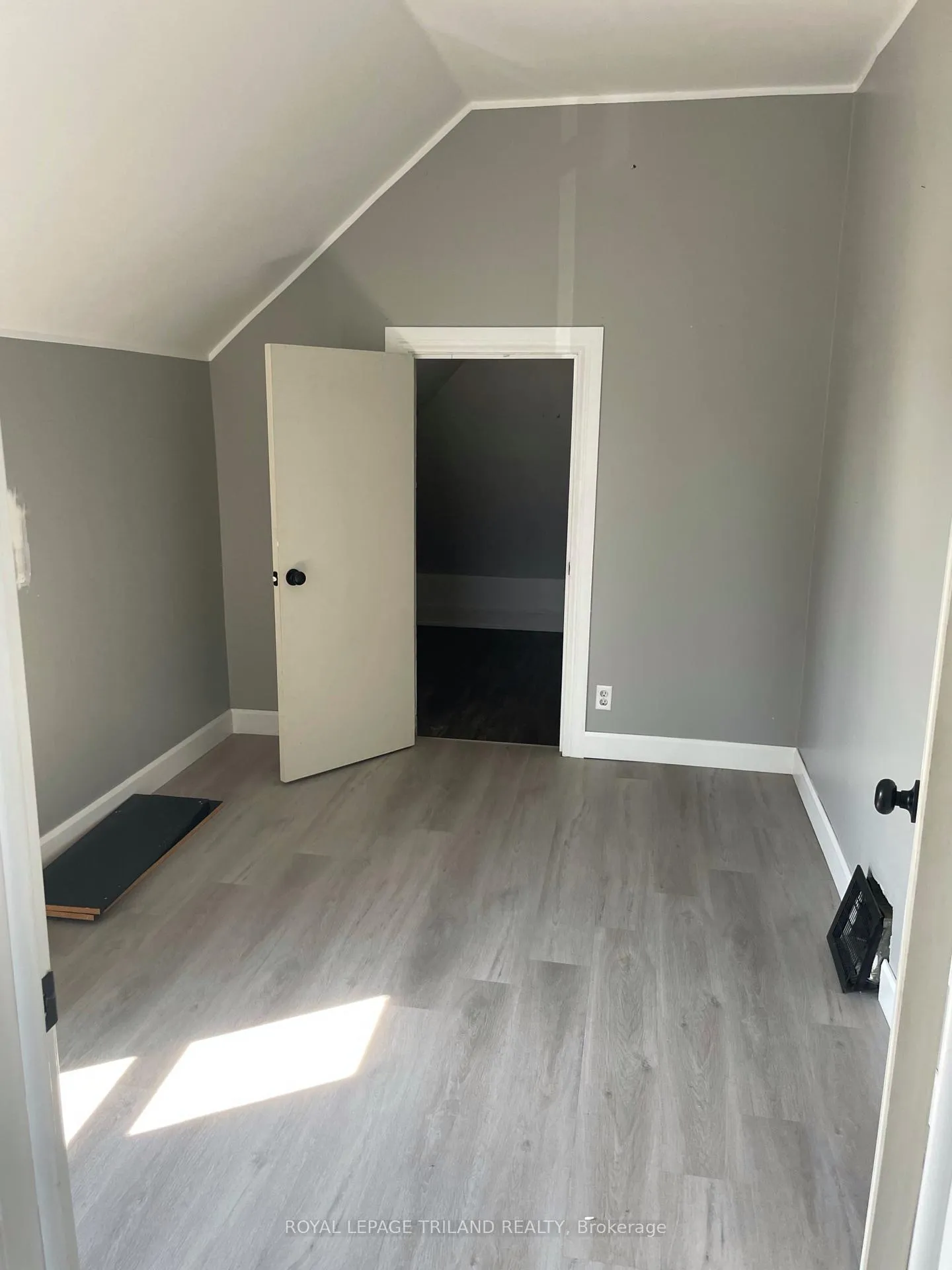 Photo 116 of 245 Sydenham Street E, Aylmer — HOMEH