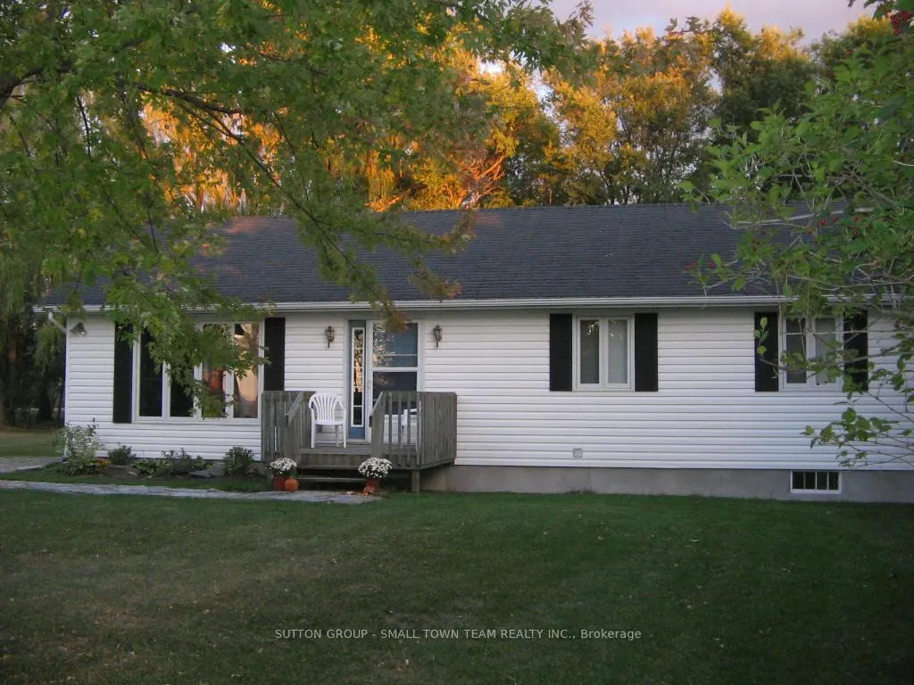 Photo 3 of 33915 Ridgeway Road, Bluewater, Hay — HOMEH
