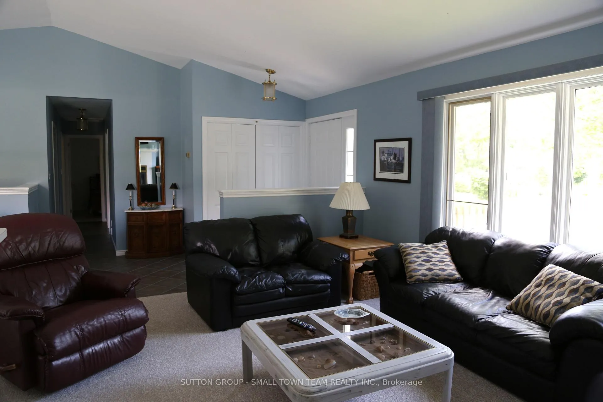 Photo 23 of 33915 Ridgeway Road, Bluewater, Hay — HOMEH